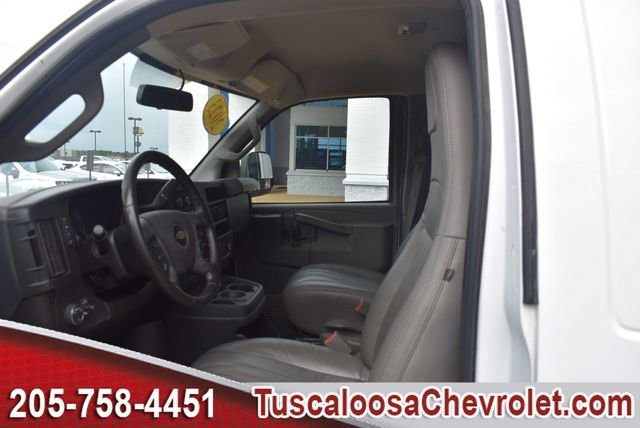 2023 Chevrolet Express Cargo Work Van - Photo 20