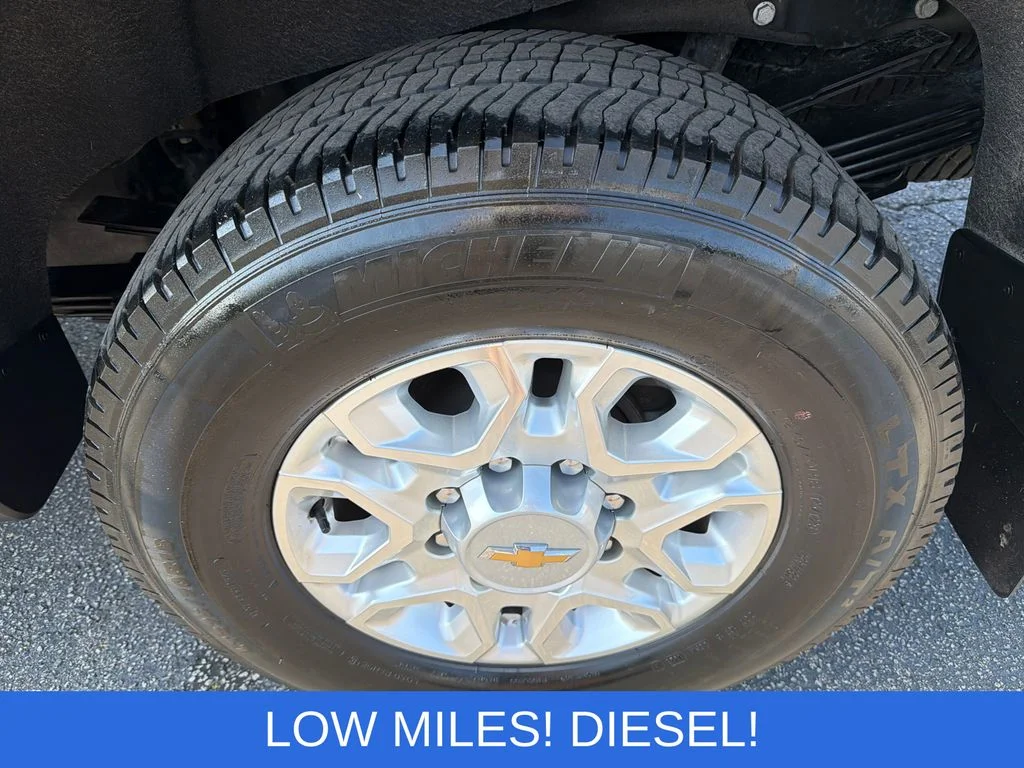 Used 2024 White Chevrolet LTZ image 19