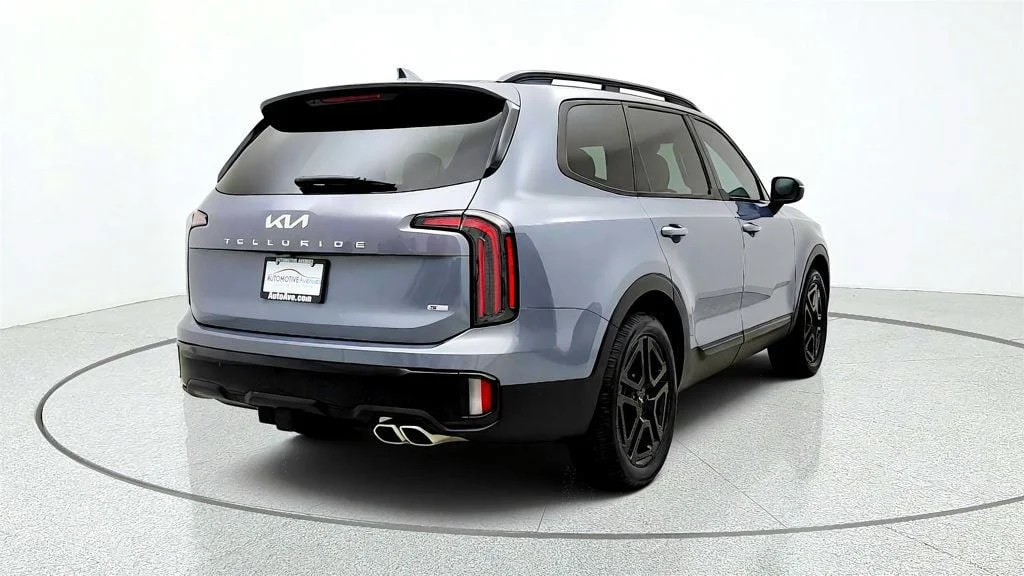 Used 2024 Everlasting Silver Kia SX Prestige X-Line AWD image 5