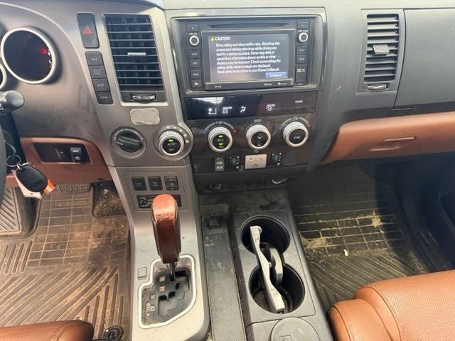Used 2016 Black Toyota Platinum image 13