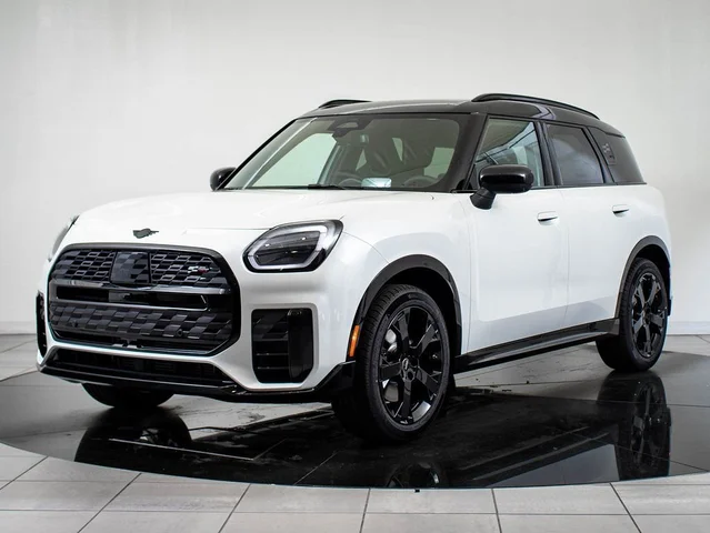 2026 MINI Cooper S Countryman Iconic