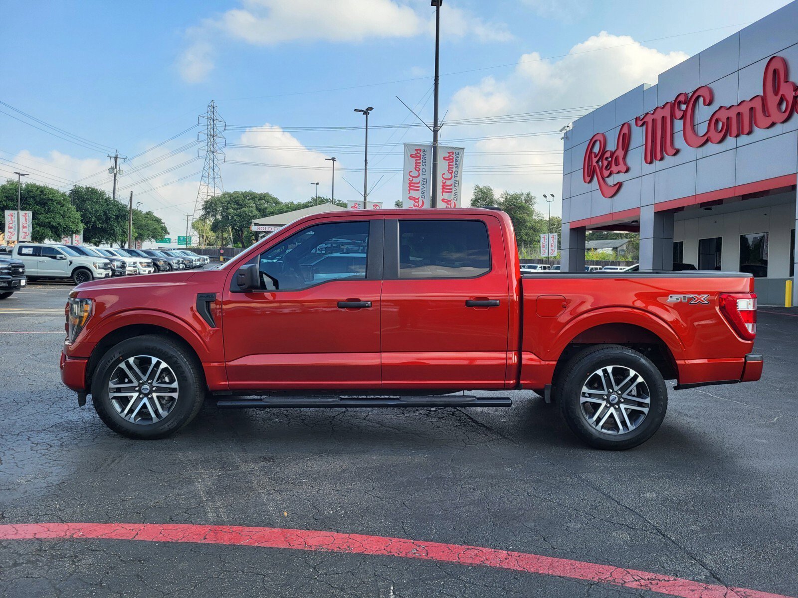 Used 2023 Hot Pepper Red Ford XL image 6