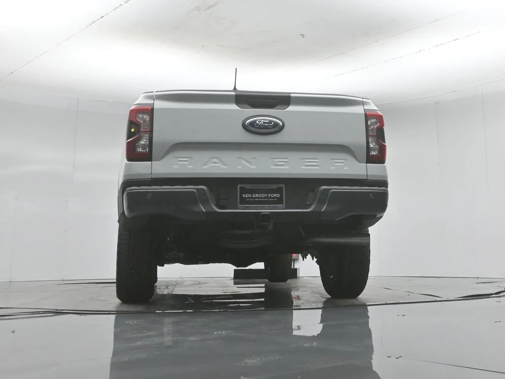 New 2026 Avalanche Ford XLT image 47