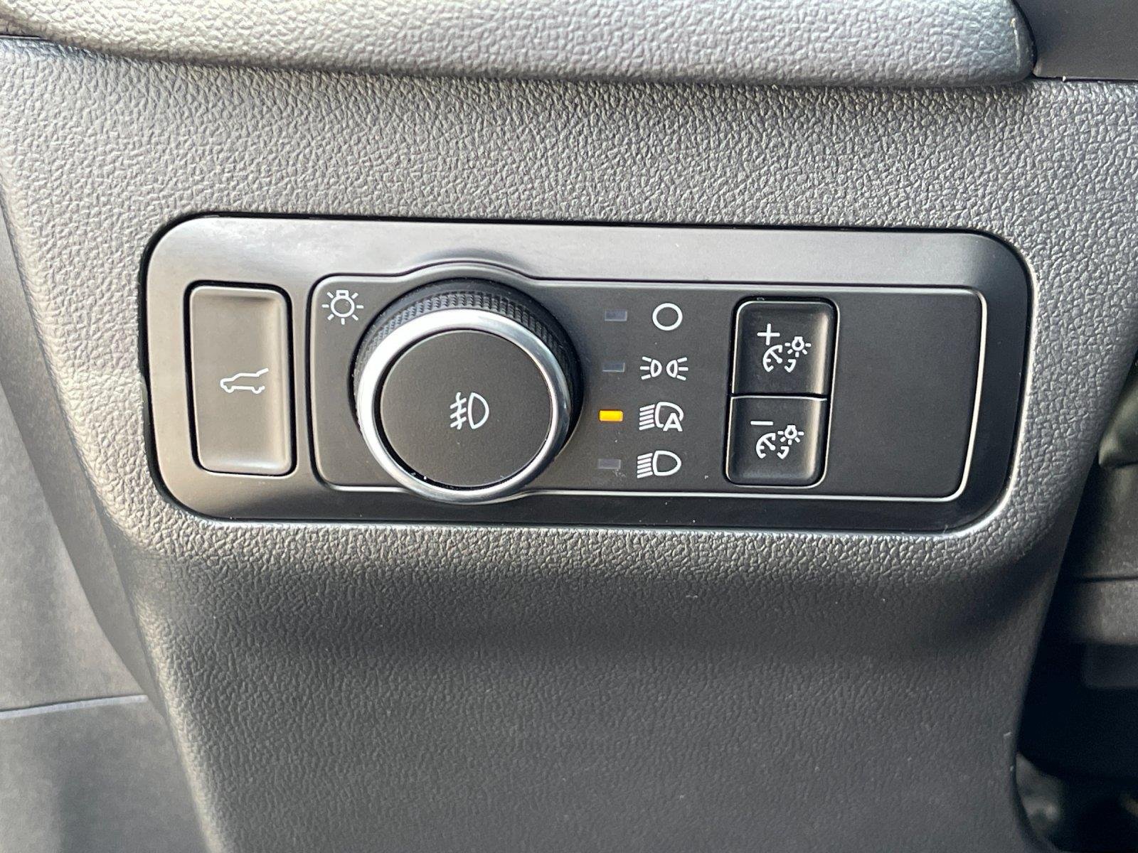 Used 2025 Carbonized Gray Ford ST-Line Select image 17
