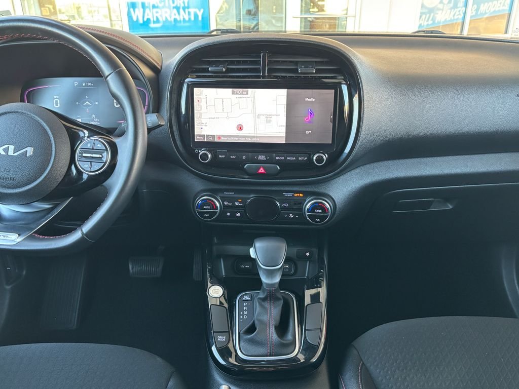 2023 Kia Soul GT-Line - Photo 13