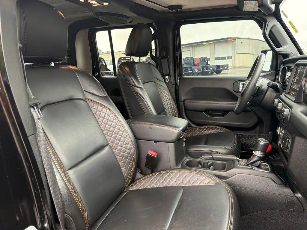 Used 2023 Black Jeep Overland image 22