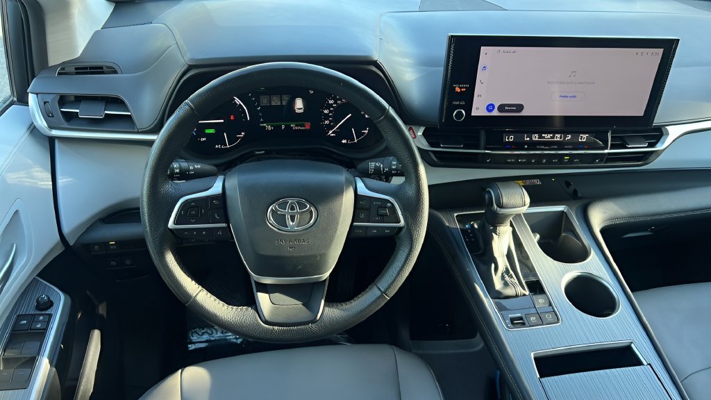 Used 2025 Beige Toyota XLE image 12