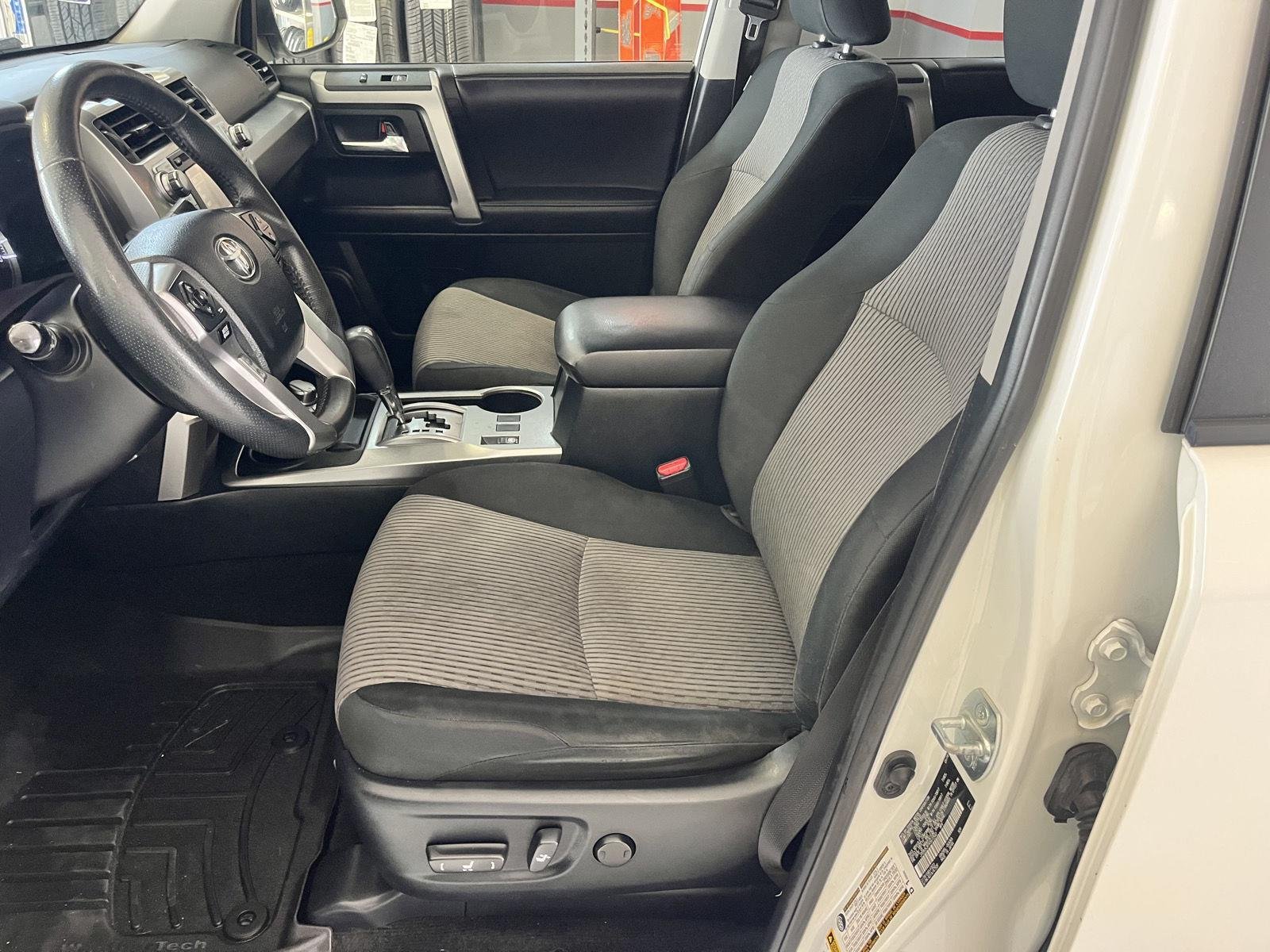 Used 2019 Super White Toyota SR5 image 19
