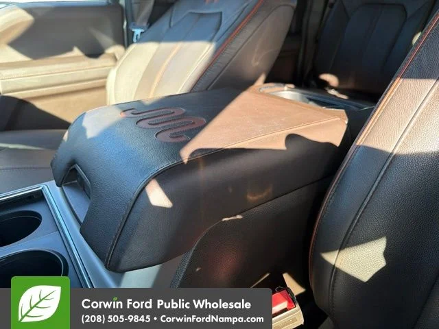 Used 2017 White Gold Metallic Ford  image 23