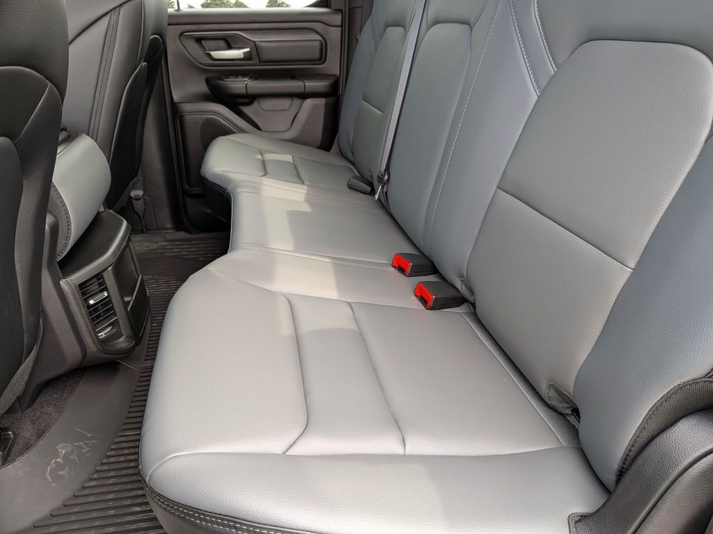 New 2026 Granite Crystal Metallic Clearcoat RAM Tradesman image 34