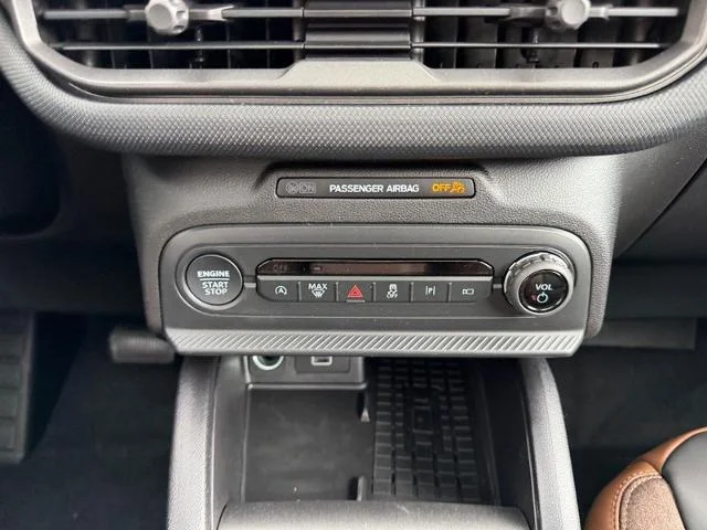 New 2025 Velocity Blue Metallic Ford Outer Banks® image 40