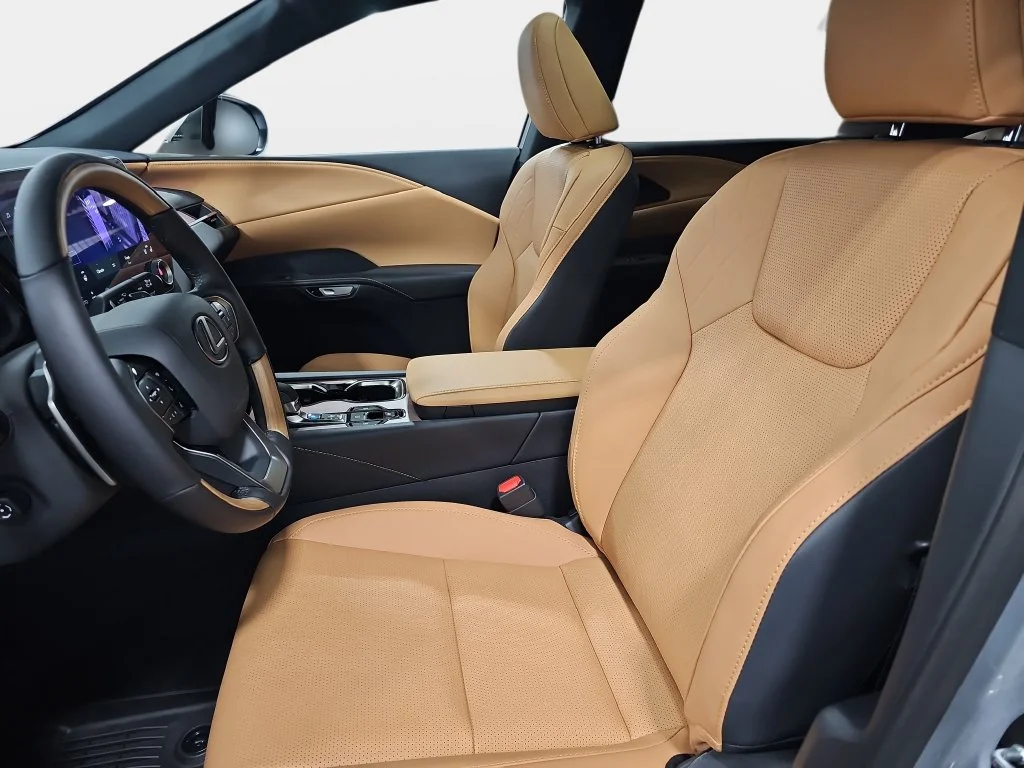 New 2026 Iridium Lexus PREMIUM PLUS image 14