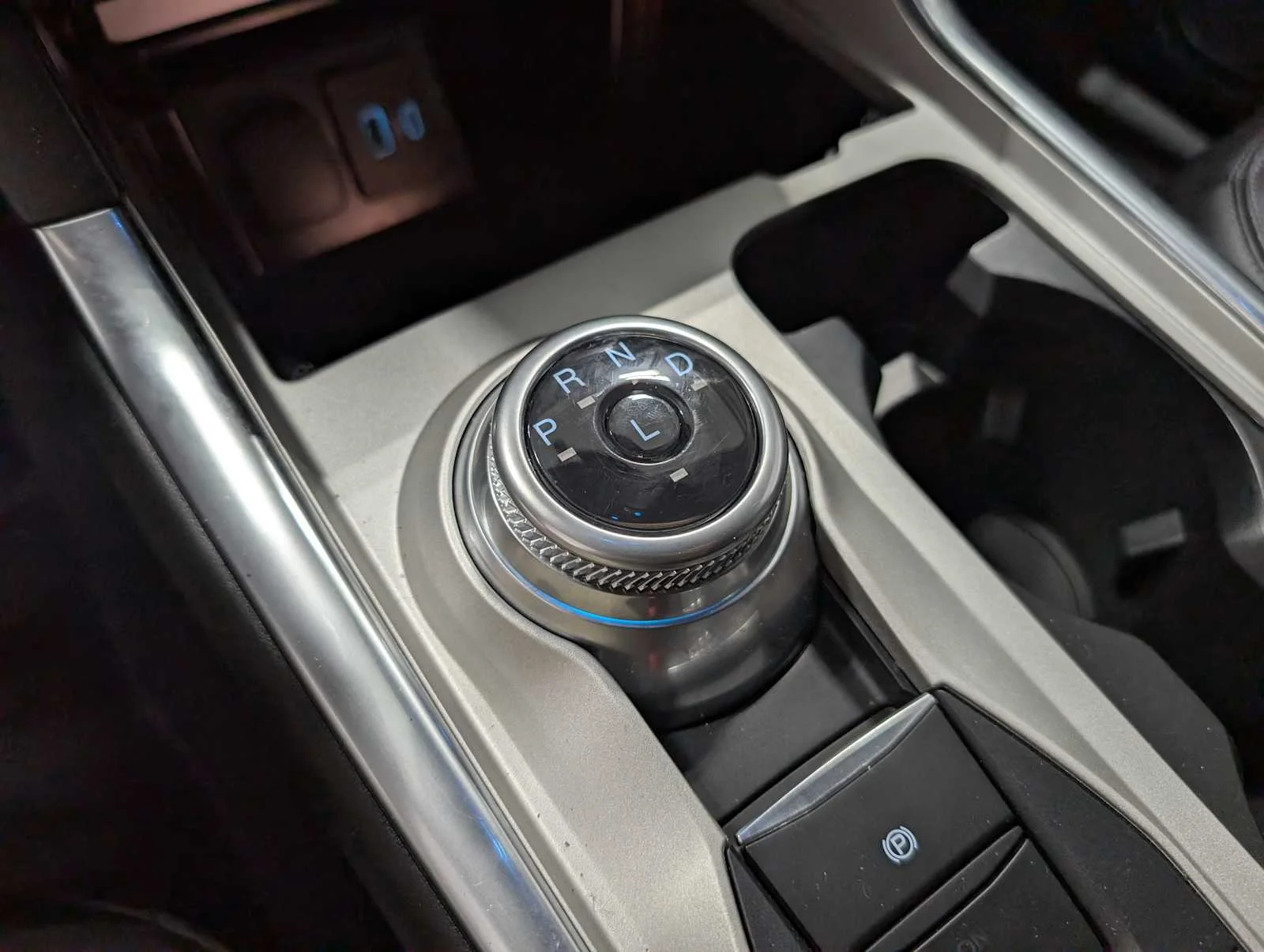 Used 2023 Iconic Silver Metallic Ford XLT image 31