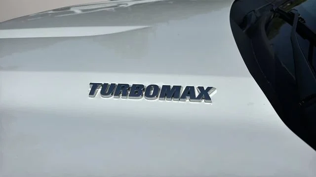 Used 2025 Summit White Chevrolet Custom image 36