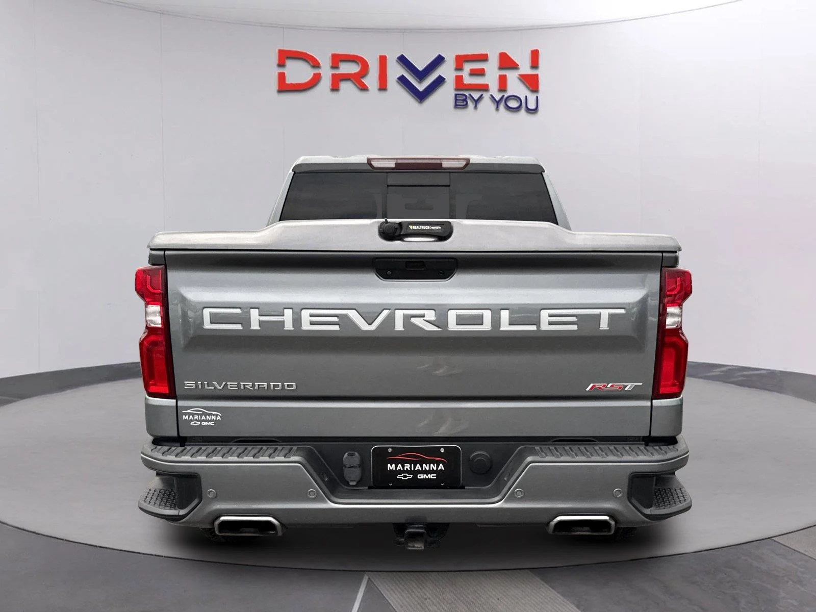 Used 2021 SATIN STEEL METALLIC Chevrolet RST image 5