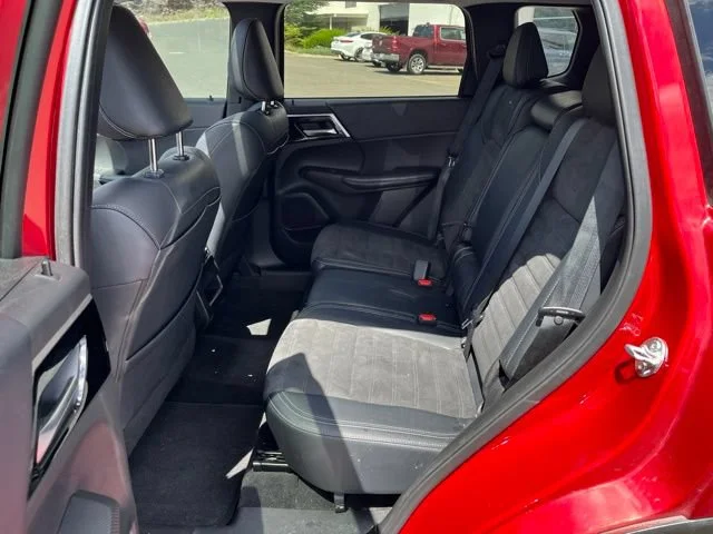 Used 2024 Red Diamond Mitsubishi SE image 15