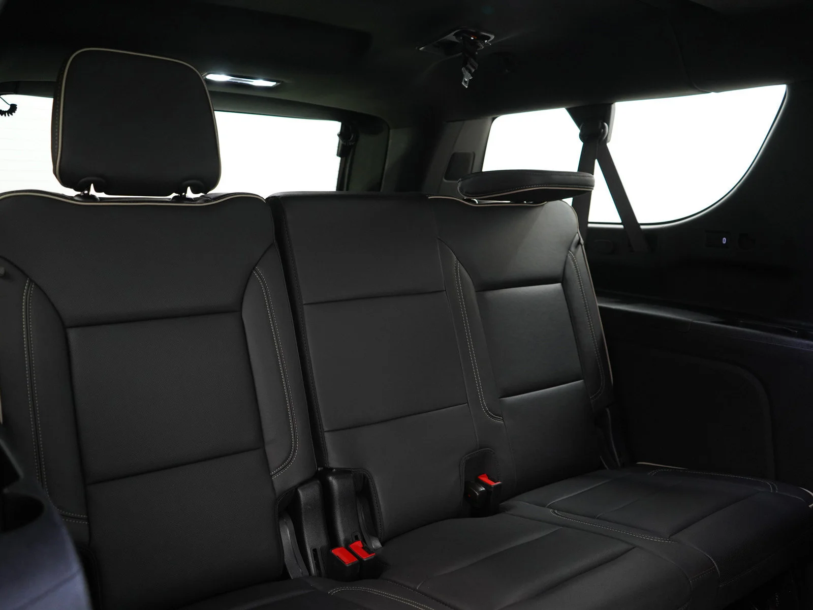 Used 2024 Silver GMC SLT image 13