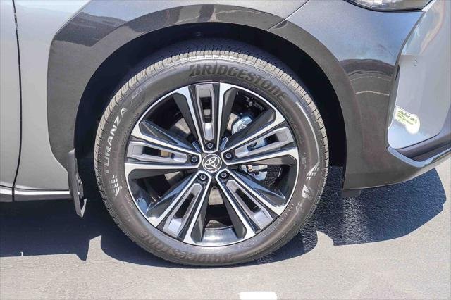 Certified Used 2023 BLACK/HEAVY METAL Toyota  image 11