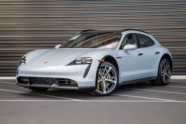 2023 Porsche Taycan Cross Turismo Turbo S