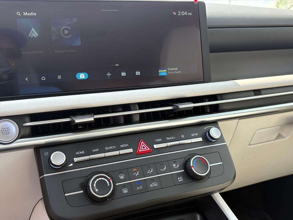 New 2026 Serenity White Pearl W6h Hyundai SE image 22