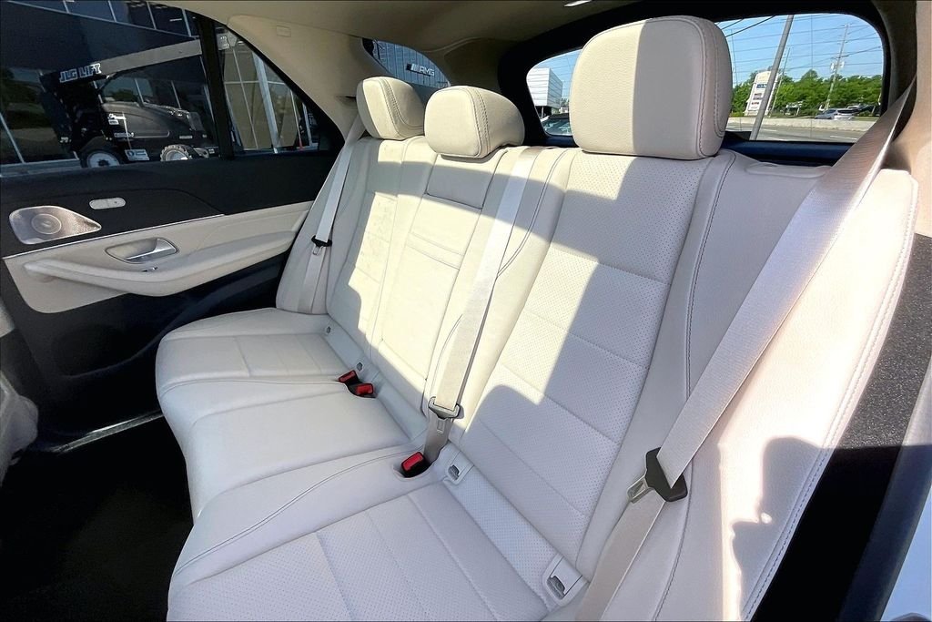 New 2026 Polar White Mercedes-Benz GLE 350 image 10