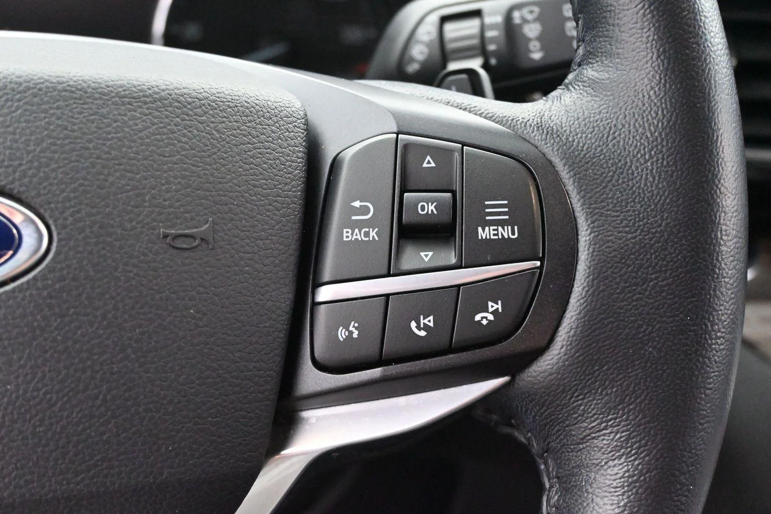 Used 2020 Magnetic Ford Limited image 21