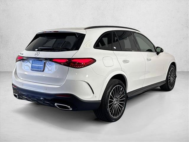 New 2026 Polar White Mercedes-Benz GLC 300 image 33