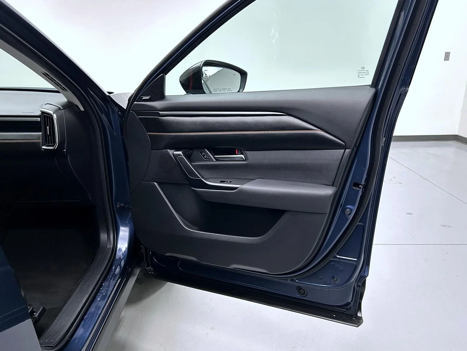 Used 2025 Blue Mazda 2.5 S Premium Plus Package image 16