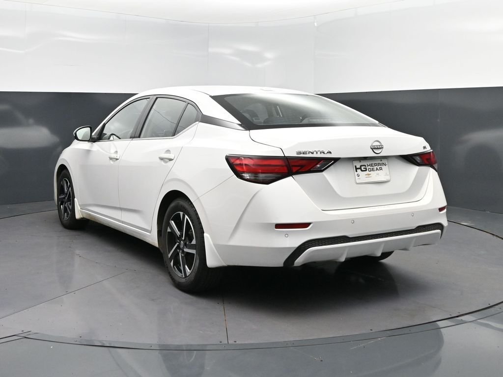 Used 2024 White Nissan SV image 5