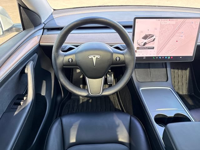 Used 2022  Tesla Performance image 13