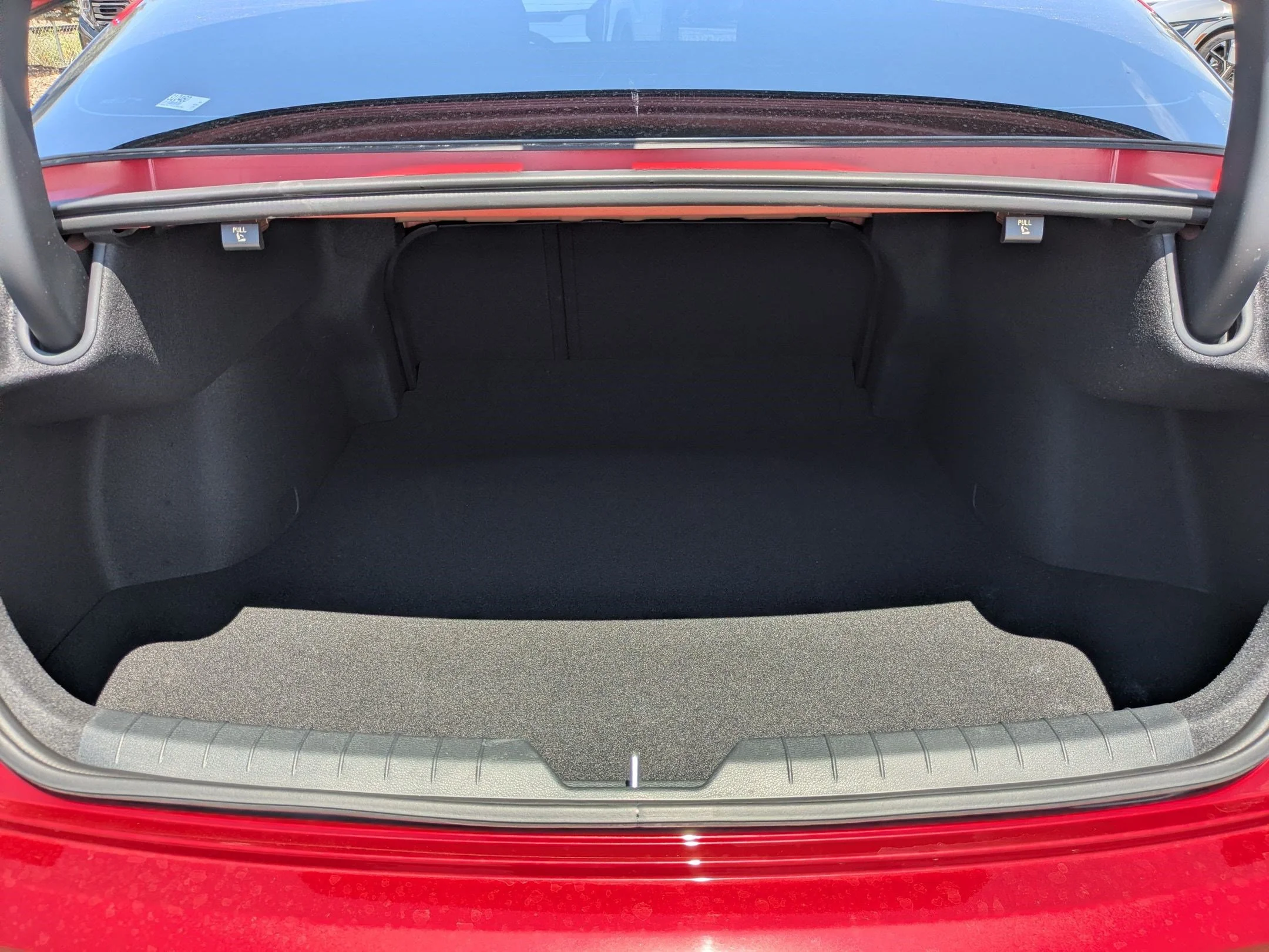 Used 2025 Runway Red Kia LXS image 29