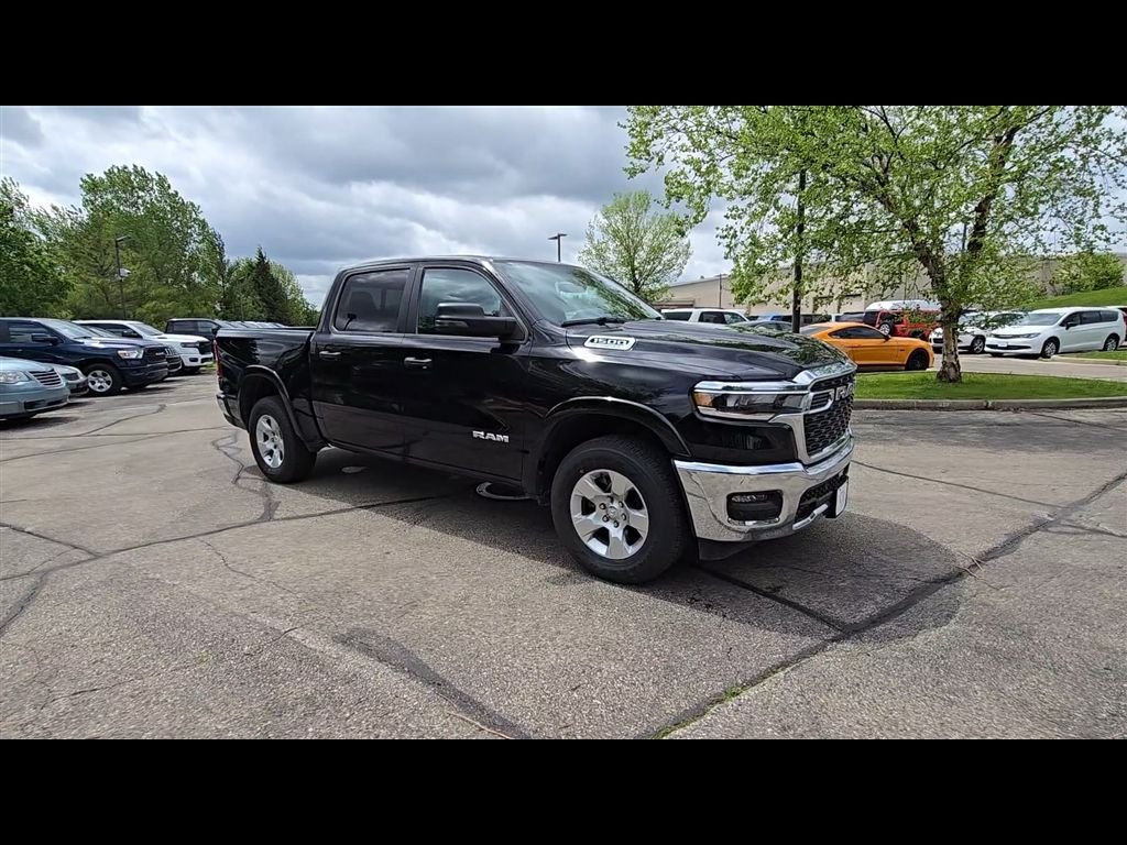 New 2026 Diamond Black Crystal Pearlcoat RAM Big Horn/Lone Star image 11