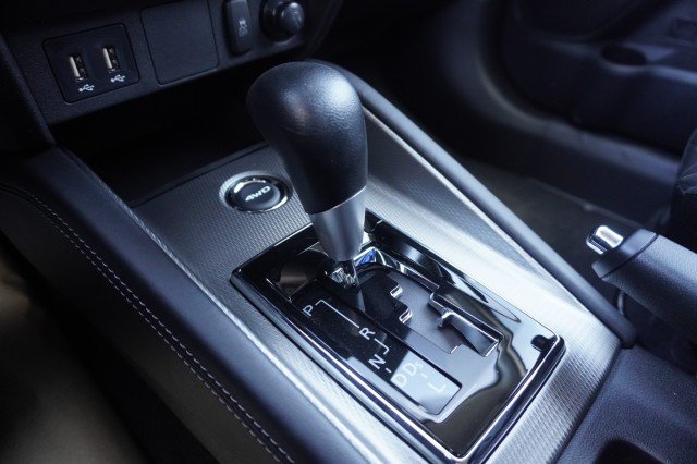 New 2026 Labrador Black Pearl Mitsubishi 2.0 ES image 26