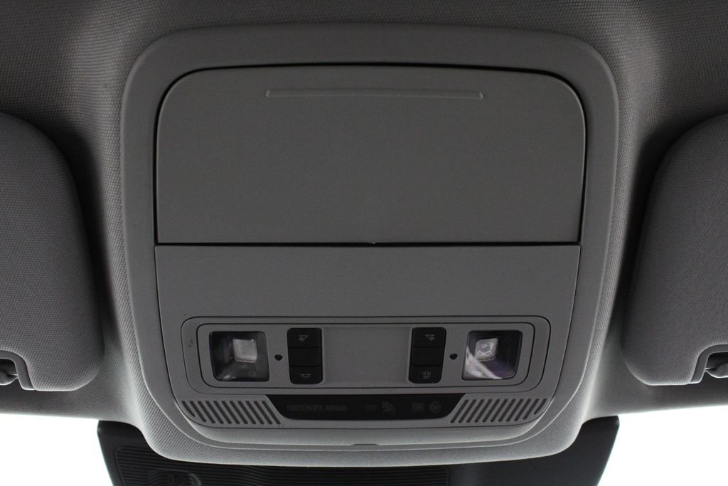 Used 2023 Black Ford XLT image 22