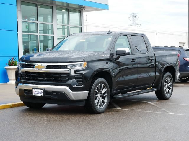 Used 2023 Chevrolet Silverado 1500 LT with VIN 3GCPDDEK7PG251687 for sale in Roseville, Minnesota
