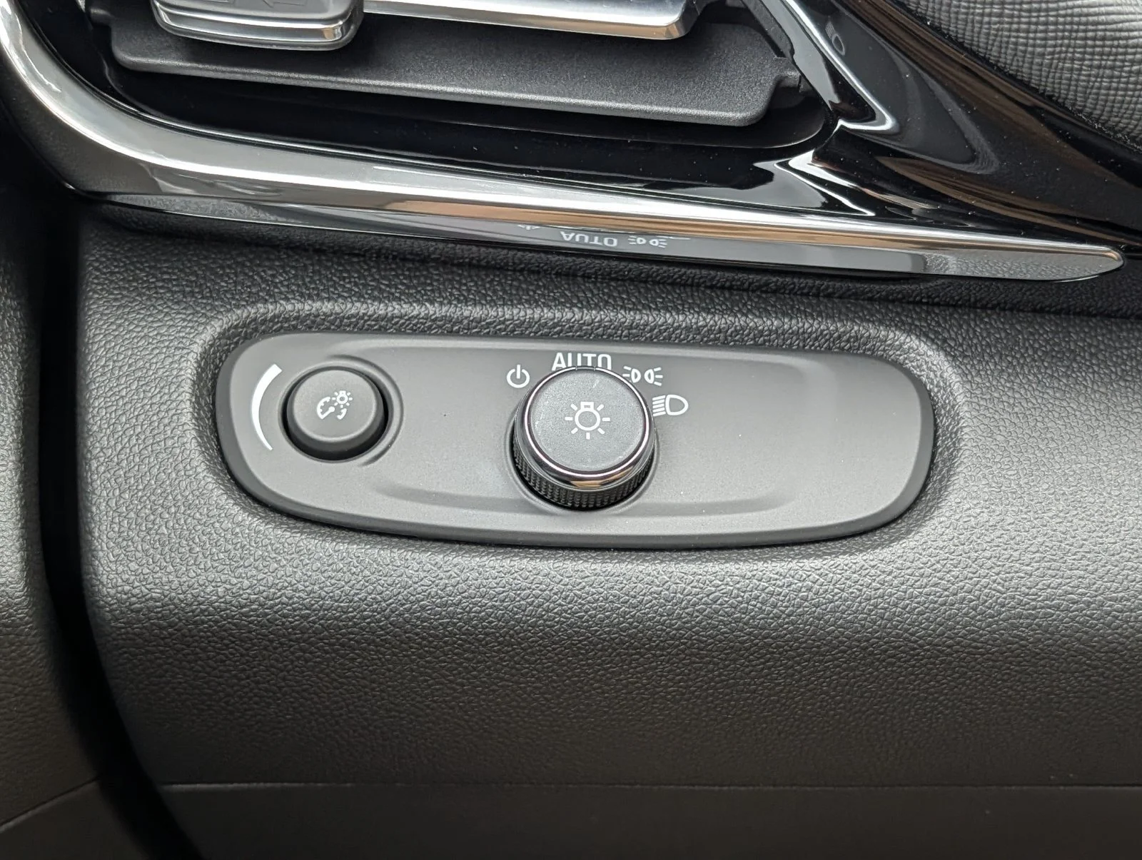 2026 Buick Envista Avenir - Photo 15