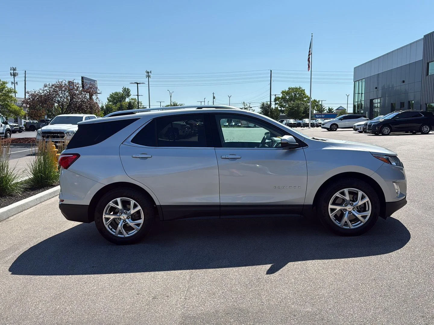 Used 2019 SILVER ICE METALLIC Chevrolet LT image 2