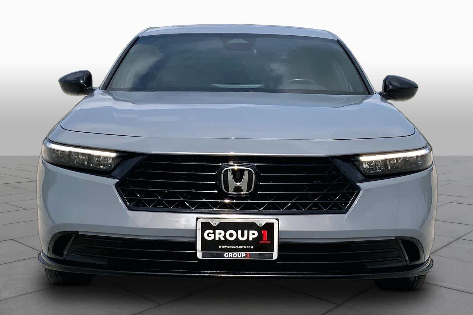 Used 2024 Urban Gray Pearl Honda Sport image 4