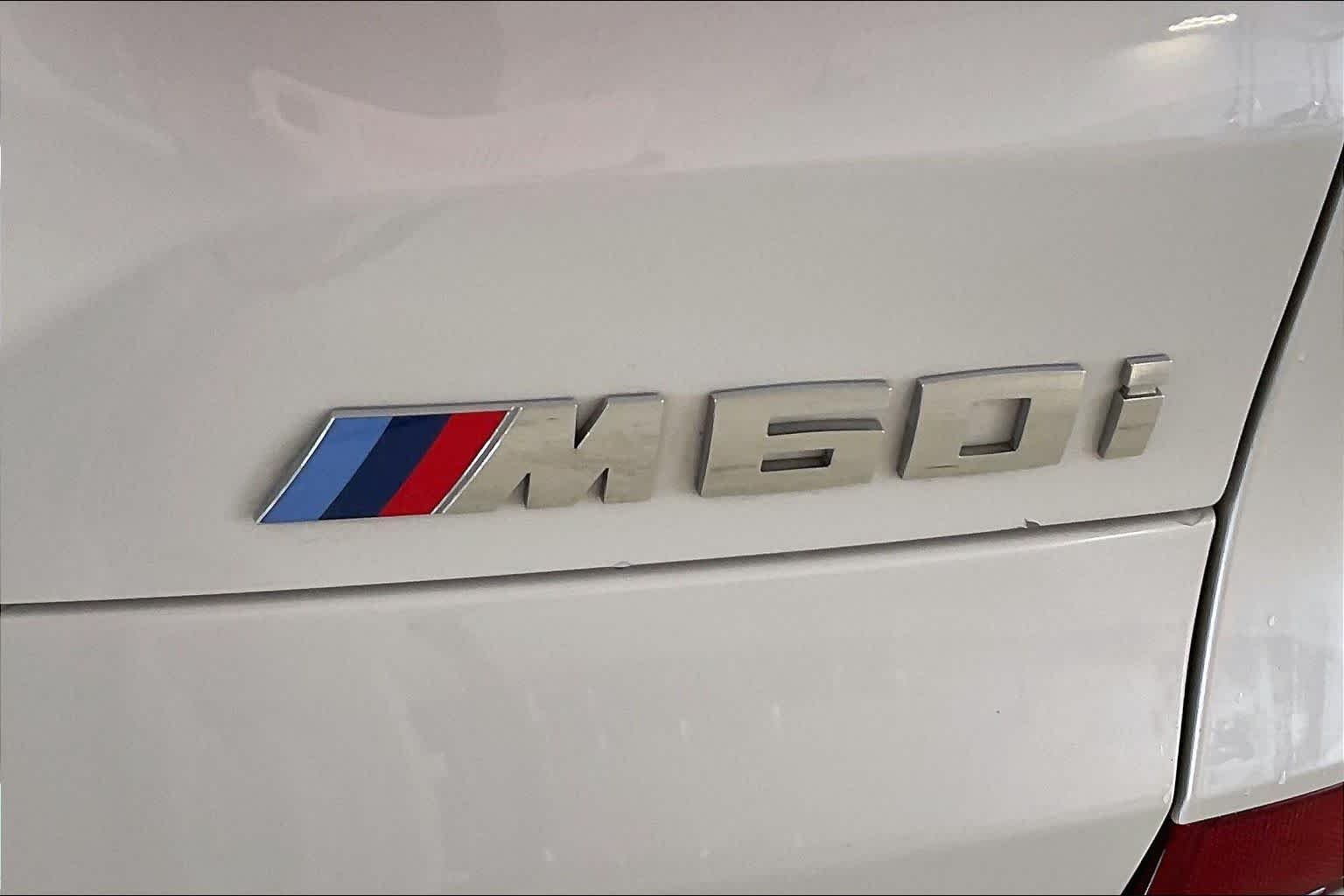 Used 2024 Mineral White Metallic BMW M60i image 9