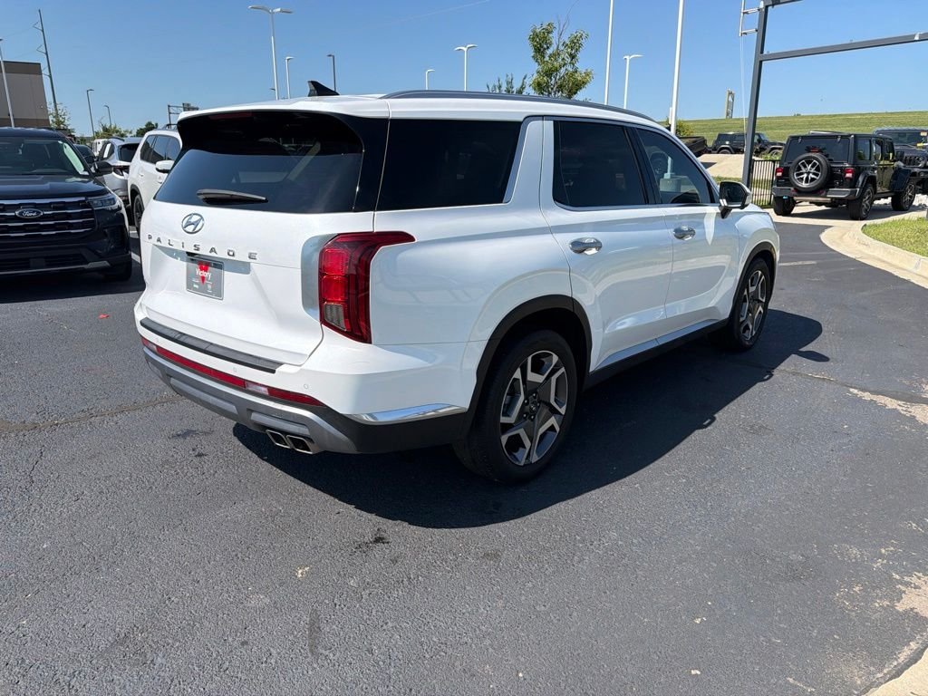 Used 2024 White Hyundai Limited image 7