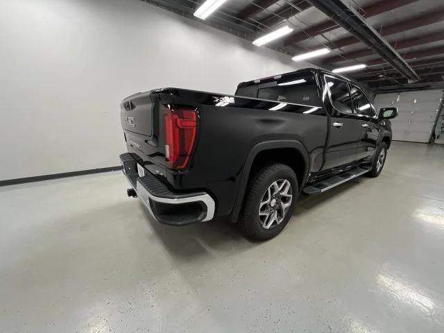 New 2026 Onyx Black GMC SLT image 8