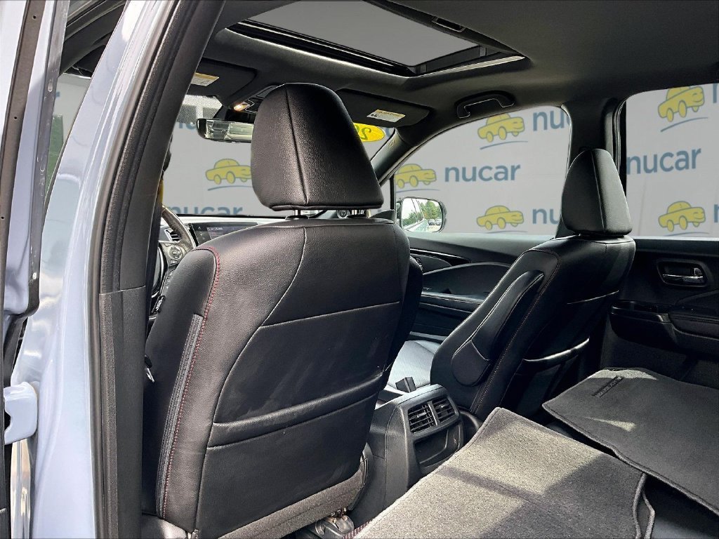 Used 2023 Gray Honda Black Edition image 24