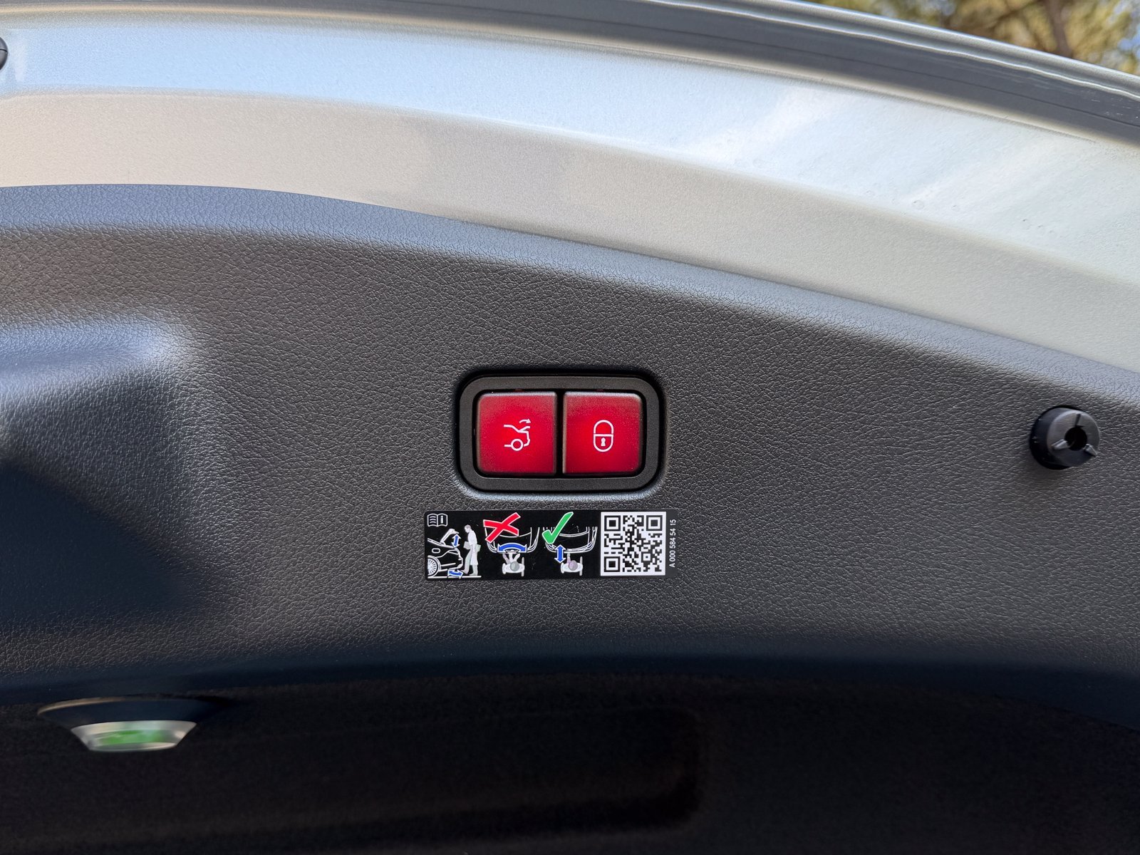 New 2026 Cirrus Silver Metallic Mercedes-Benz CLE 300 image 14