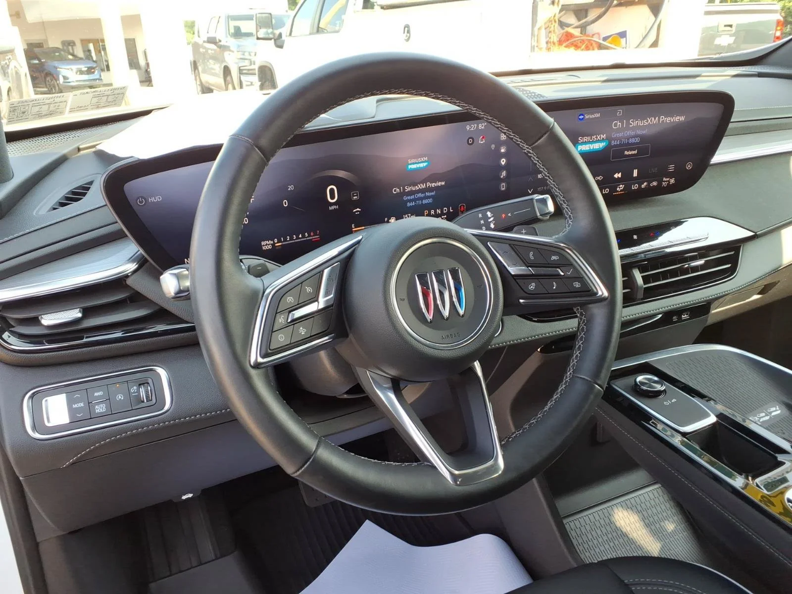 Used 2025 Summit White Gaz Buick Preferred image 12