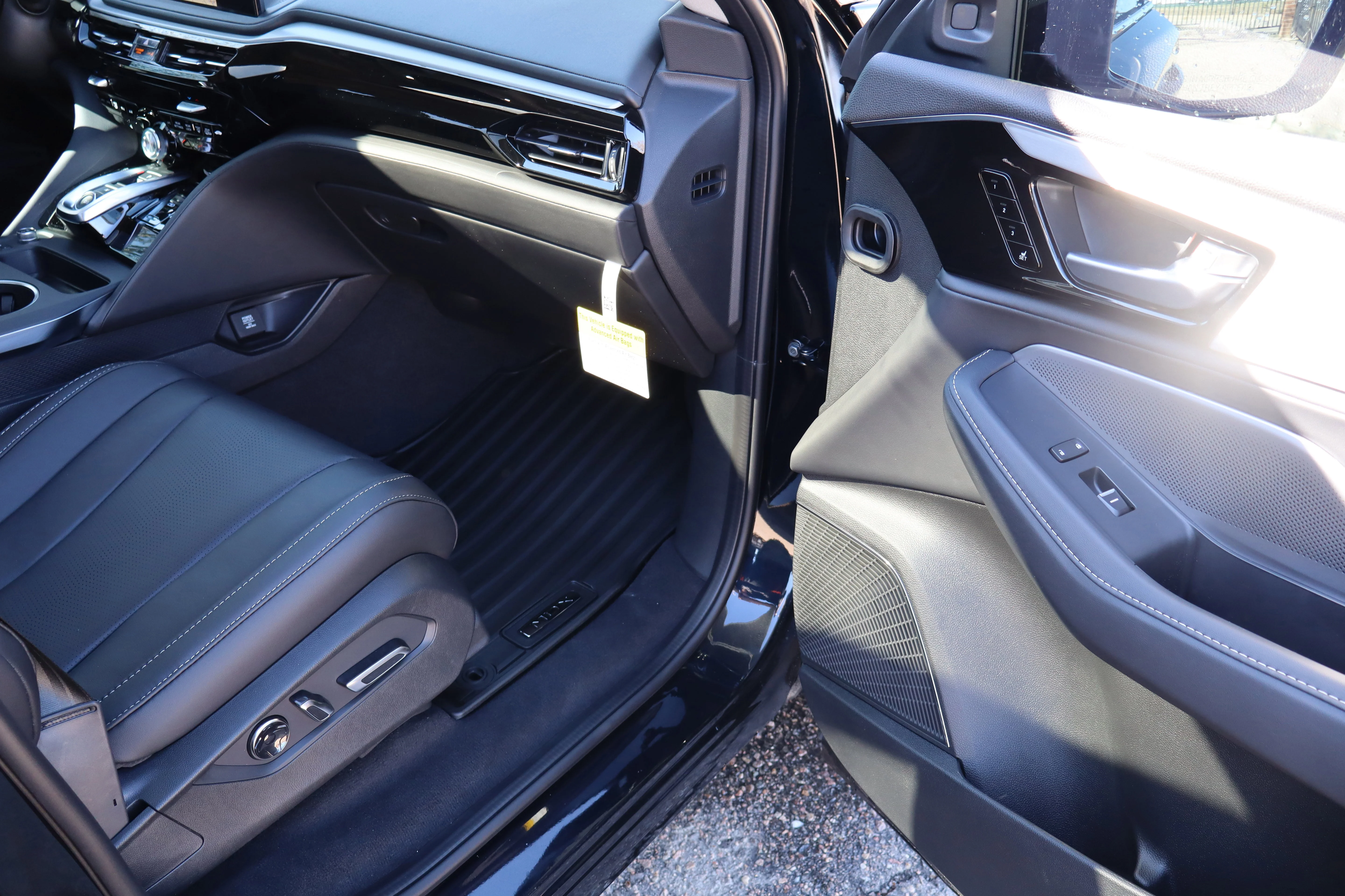 New 2026 Majestic Black Pearl Acura w/Technology Package image 34