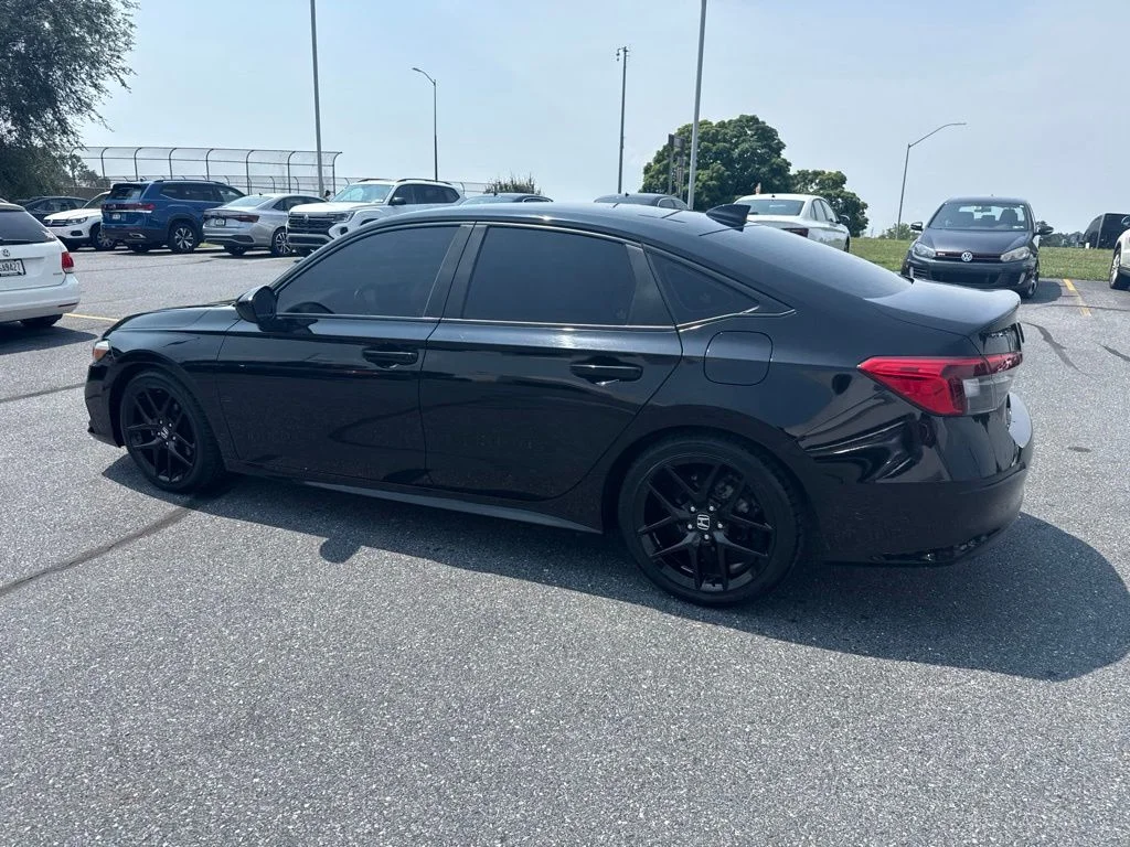 Used 2024 Crystal Black Pearl Honda Sport image 15