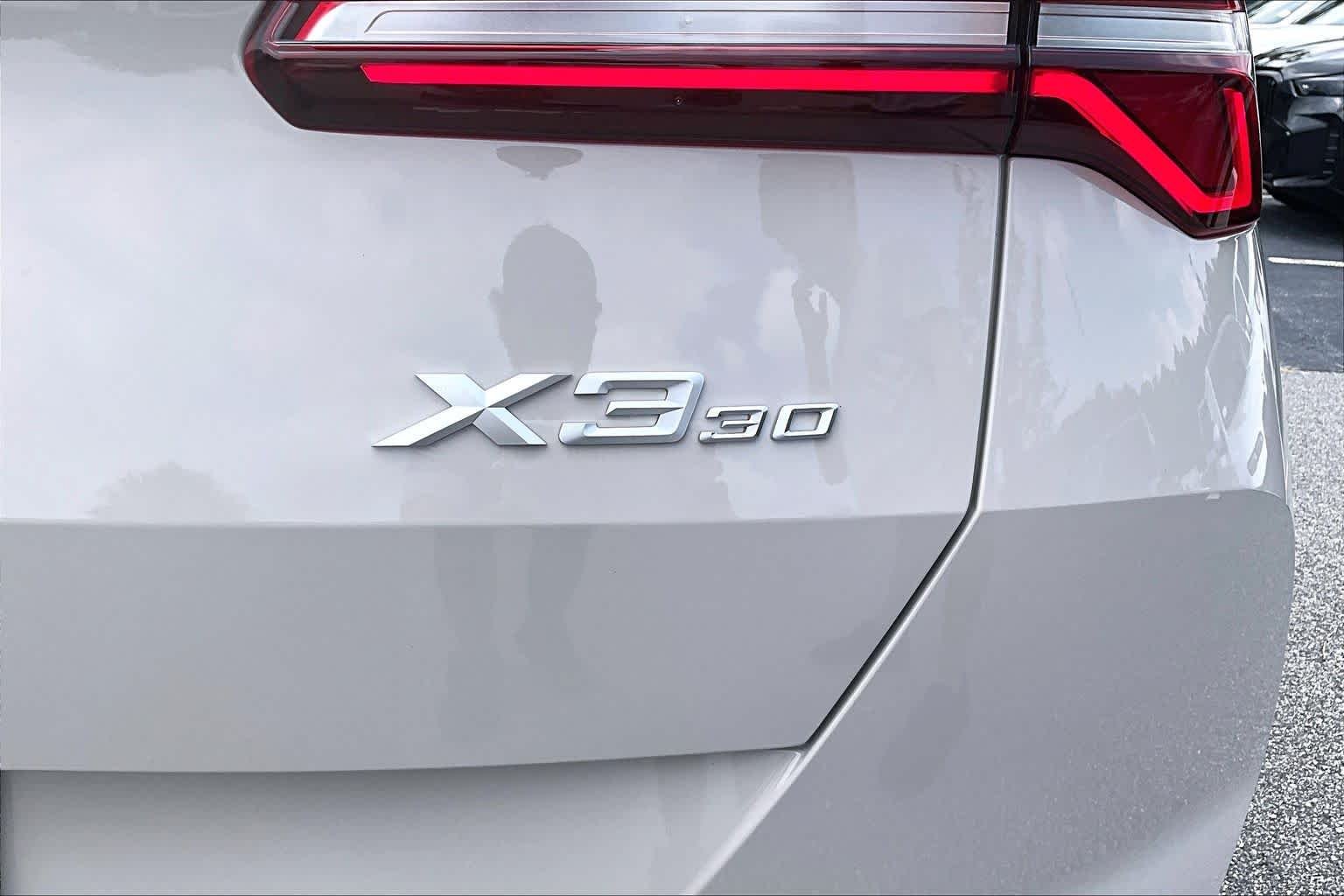 New 2026 Dune Grey Metallic BMW 30 xDrive image 15