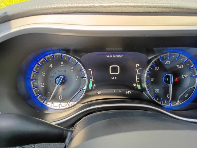 New 2027 Red Hot Pearl-Coat Exterior Paint Chrysler Select image 14