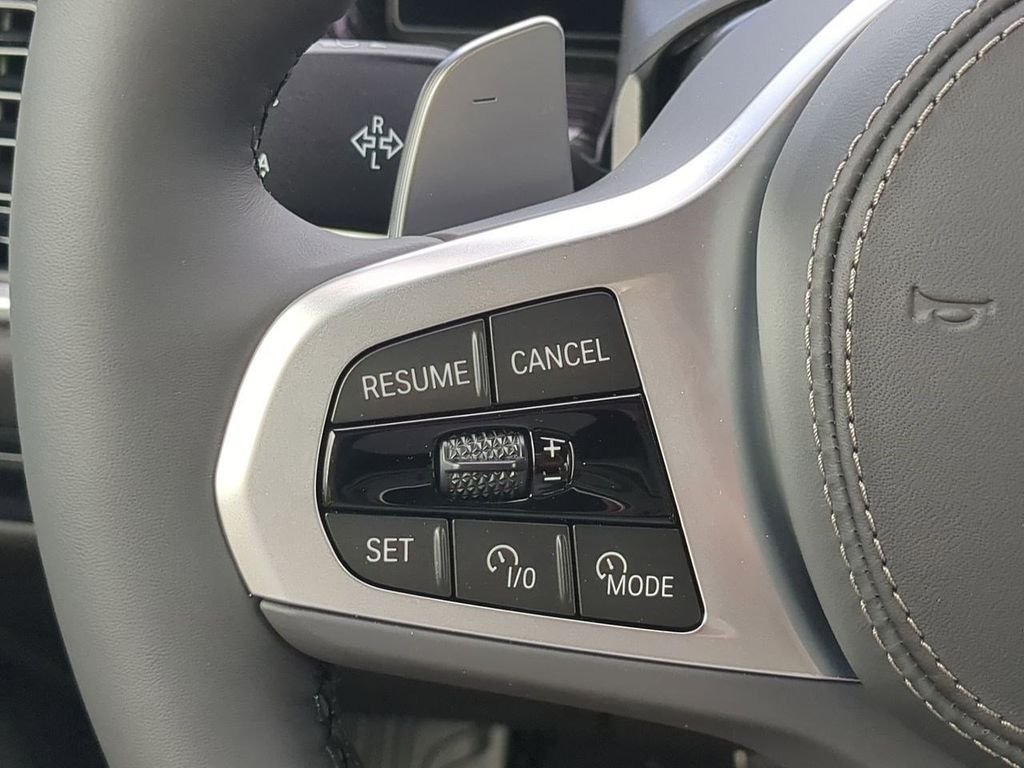 New 2026 Alpine White BMW xDrive40i image 26
