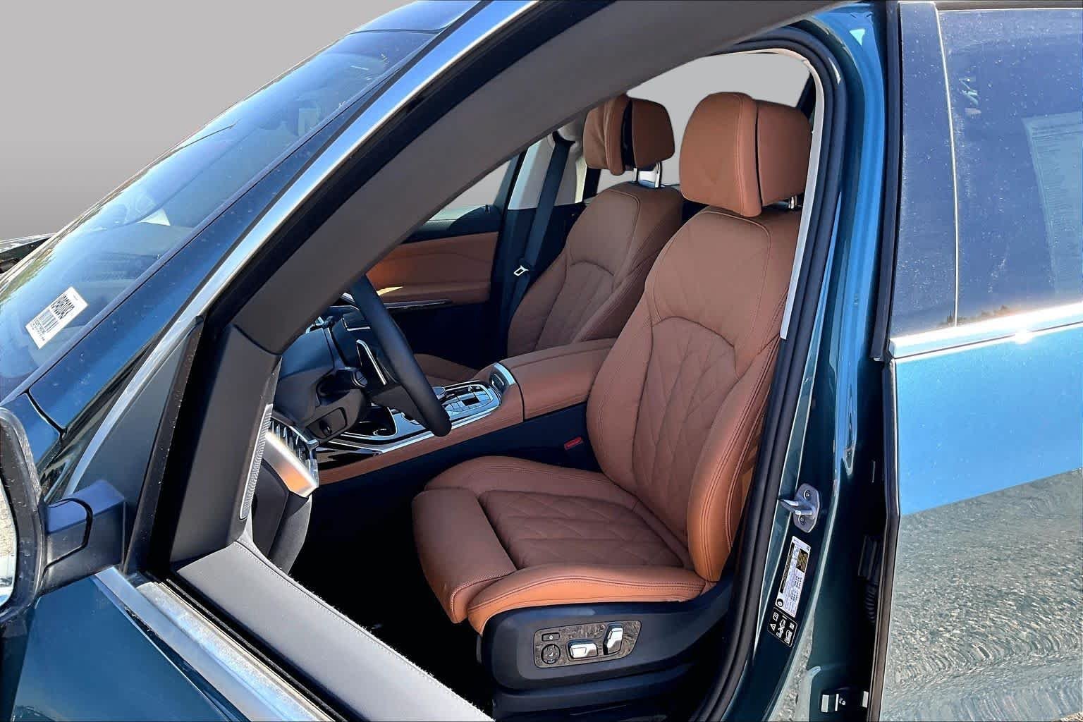 New 2027 Blue Ridge Mountain Metallic BMW xDrive40i image 9